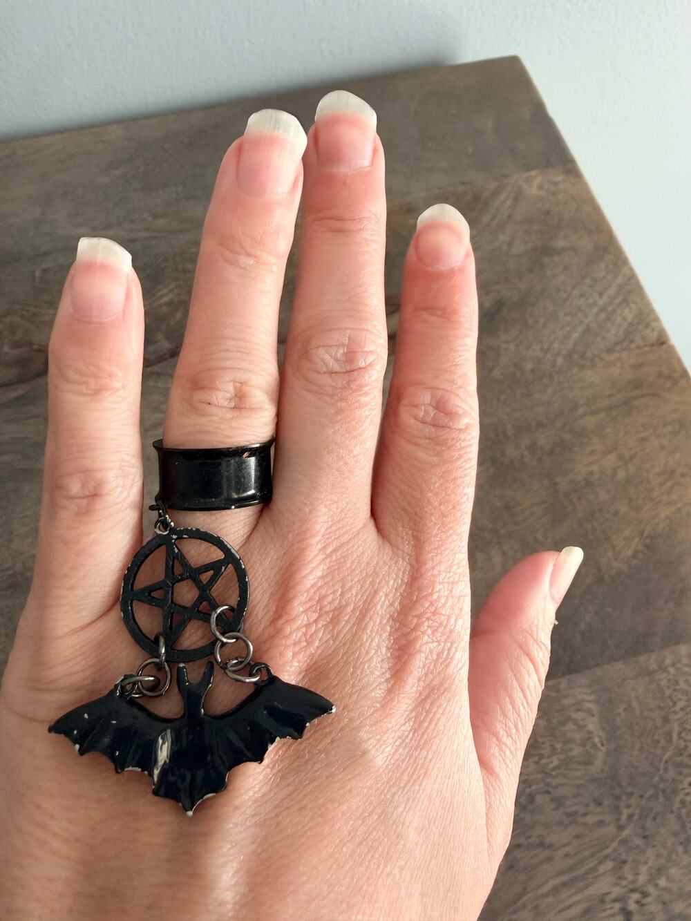 Black Bat & Pentagram Dangle Ring Size 6.5 Gothic Halloween Statement Ring